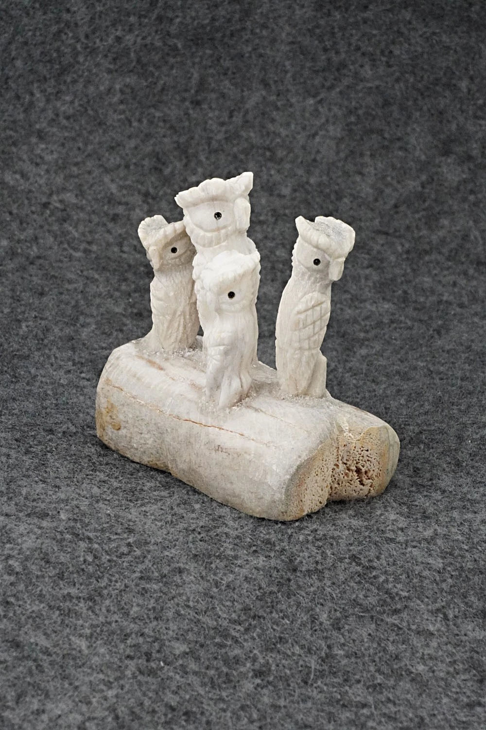 Owl Zuni Fetish Carving - Chris Peina