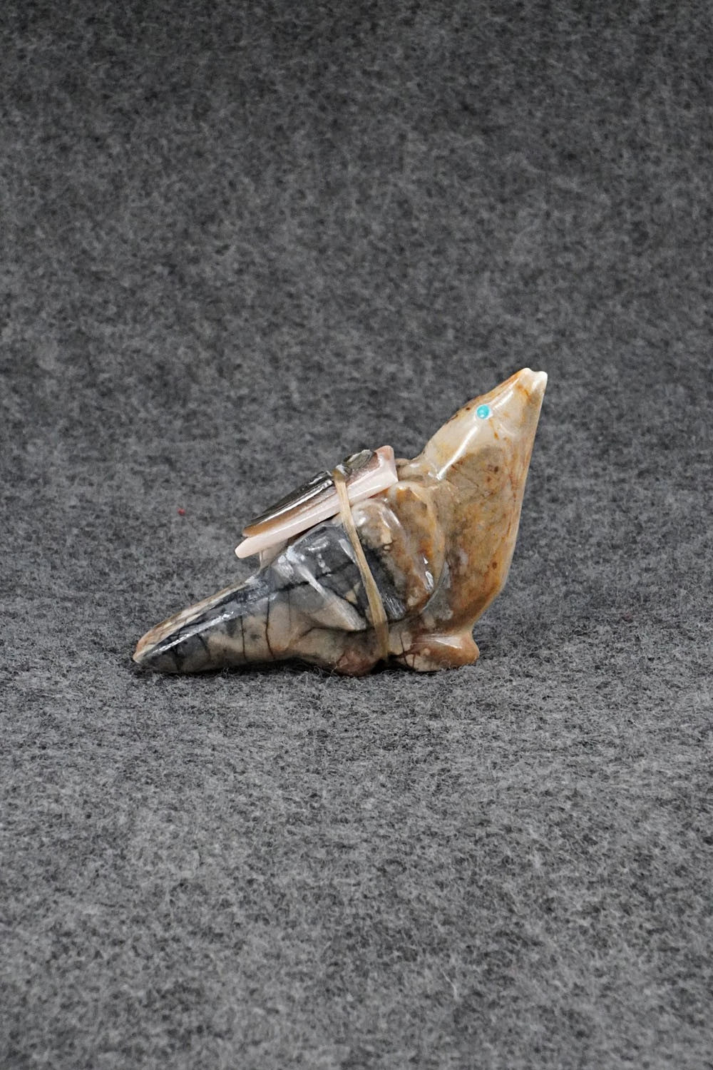 Bird Zuni Fetish Carving - Delvin Leekya