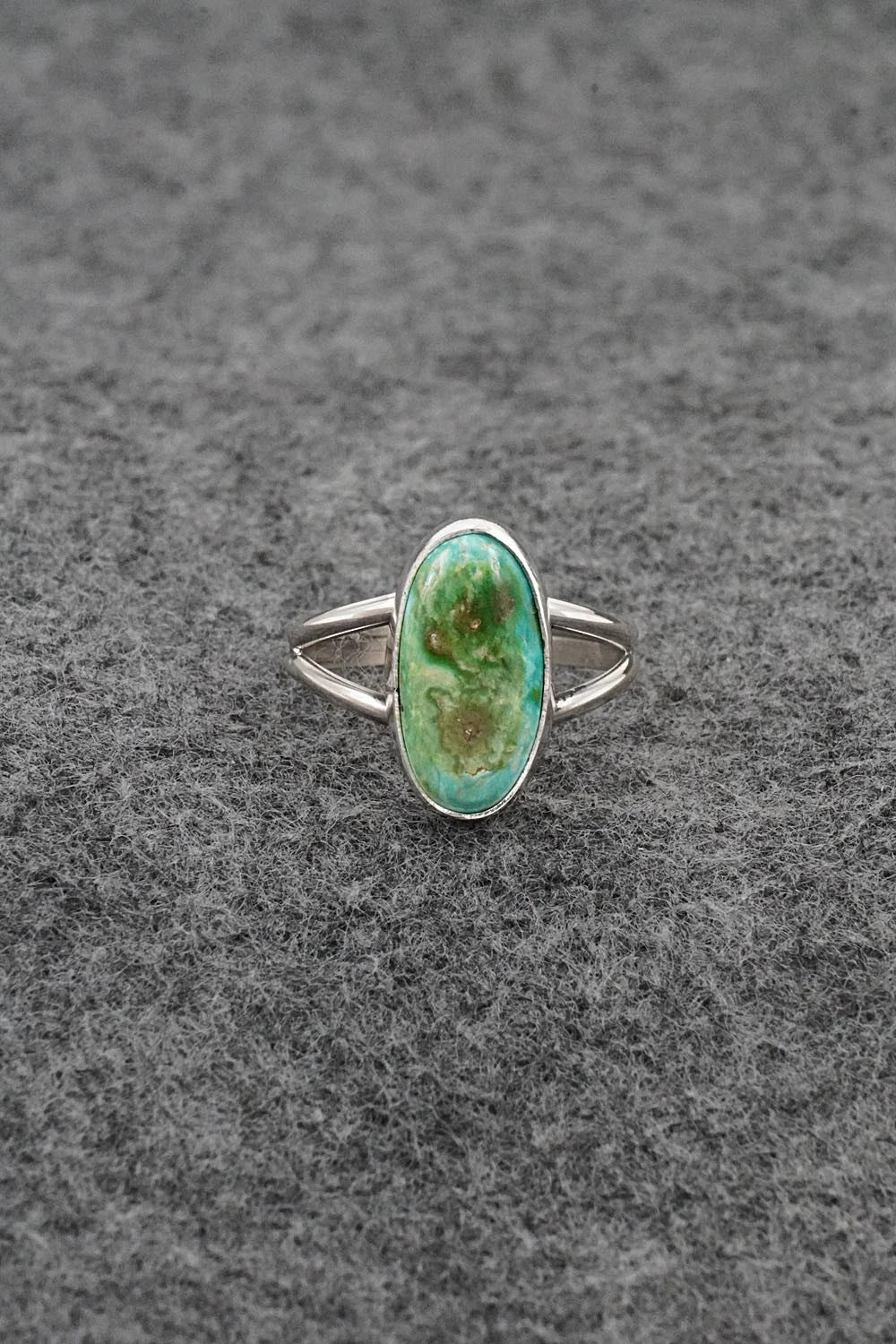 Turquoise & Sterling Silver Ring - Rosemary Saunders - Size 6