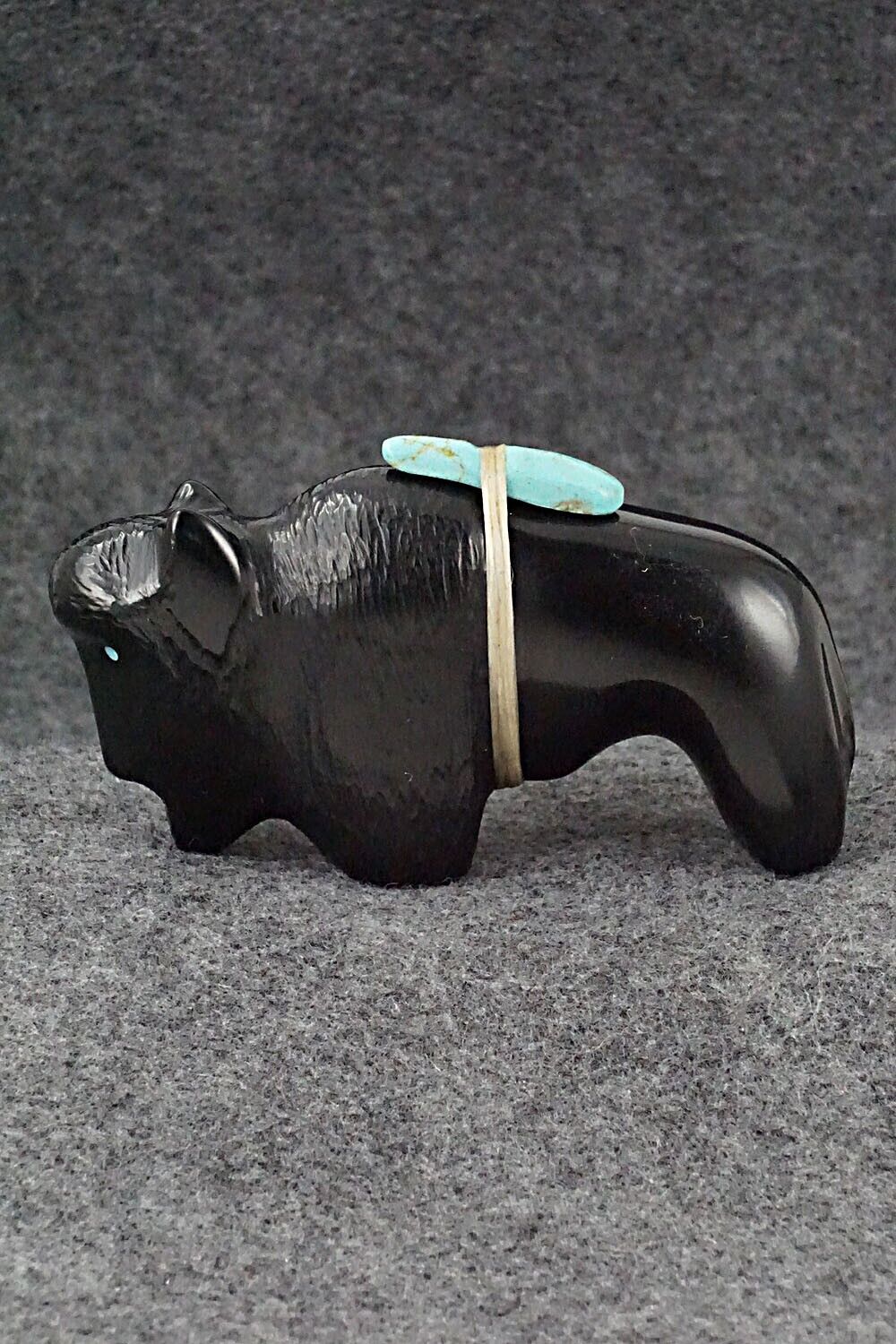 Buffalo Zuni Fetish Carving - Herbert Halate