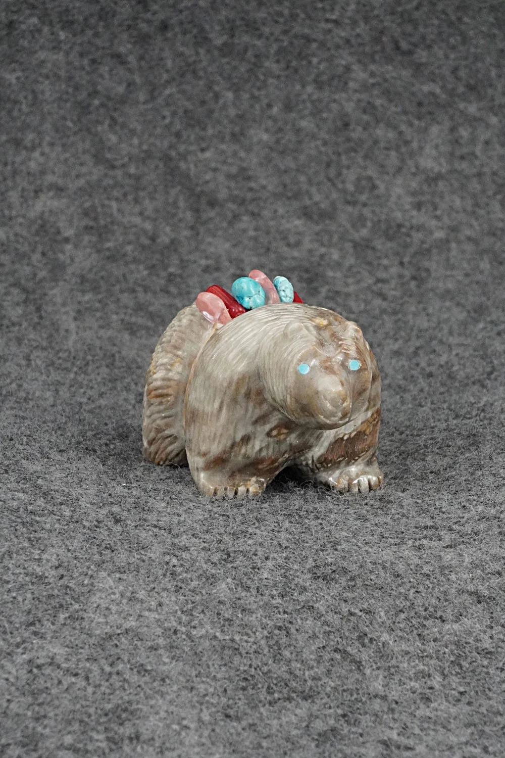 Bear Zuni Fetish Carving - Farlan & Paulette Quam