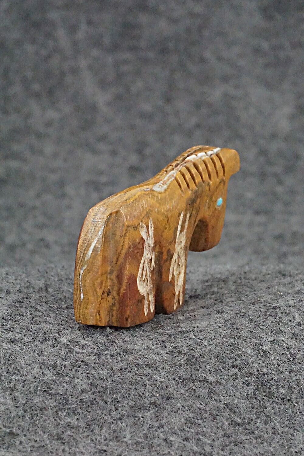 Horse Zuni Fetish Carving - Tyrone Poncho
