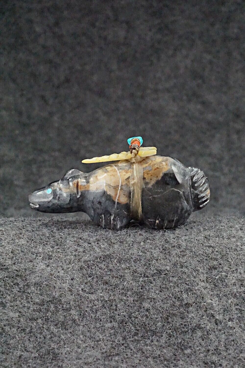 Bear Zuni Fetish Carving - Peter Gasper