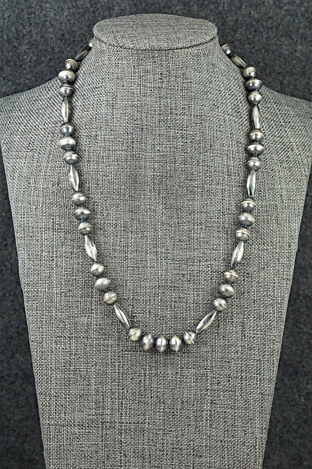 Sterling Silver Navajo Pearl Necklace 18" - Vintage