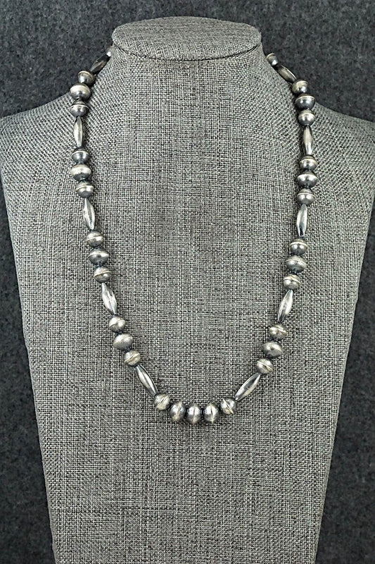 Sterling Silver Navajo Pearl Necklace 18" - Vintage