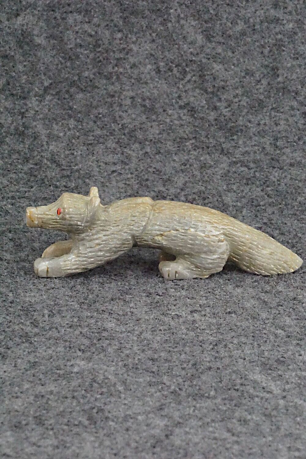 Wolf Zuni Fetish Carving - Cody Cheama