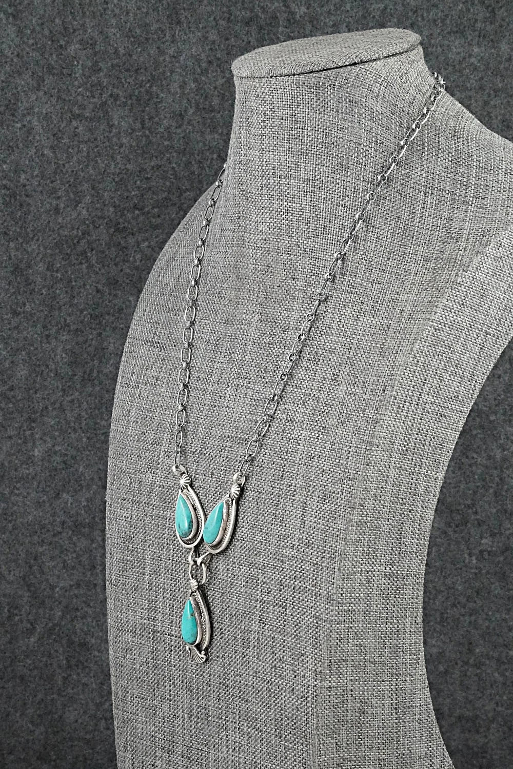 Turquoise & Sterling Silver Necklace - Verley Betone