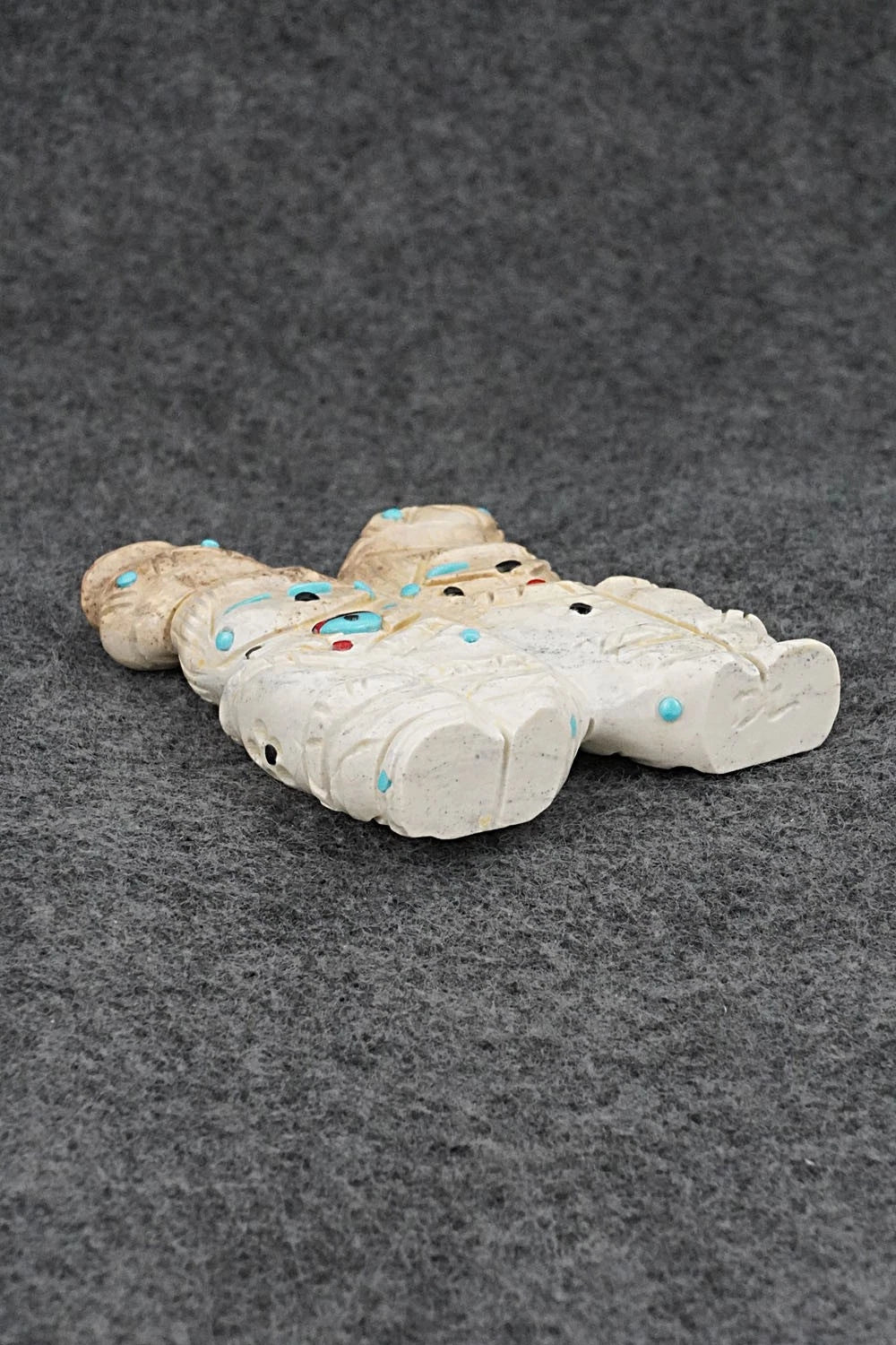 Ola Maiden Zuni Fetish Carving - Danette Laate