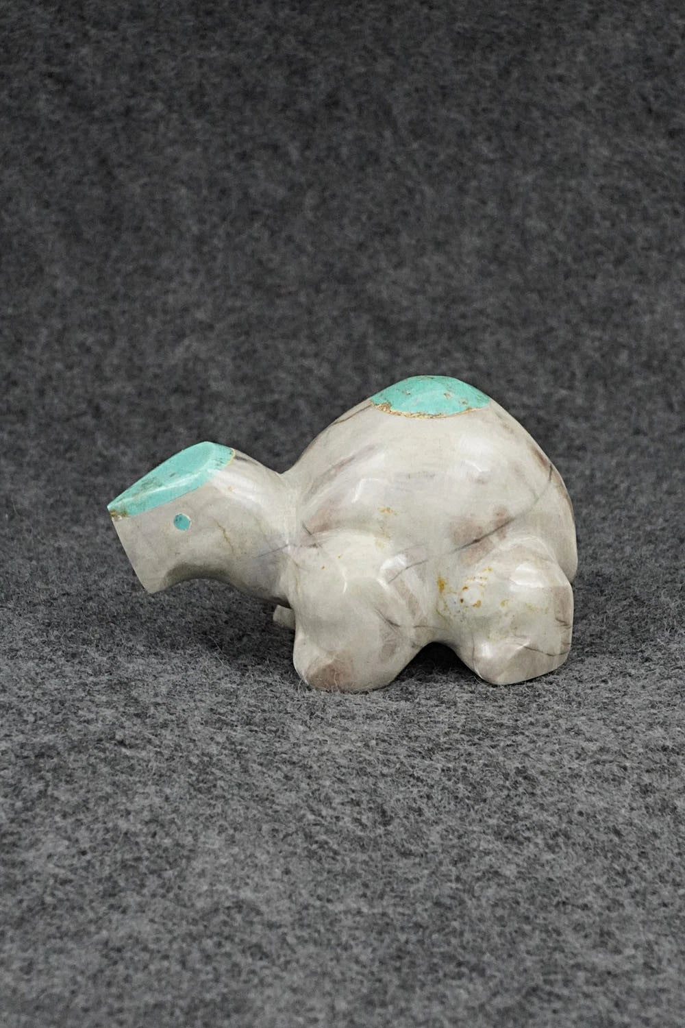 Turtle Zuni Fetish Carving - Enrike Leekya