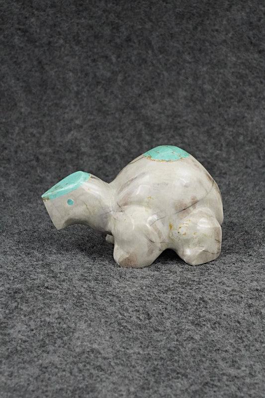 Turtle Zuni Fetish Carving - Enrike Leekya