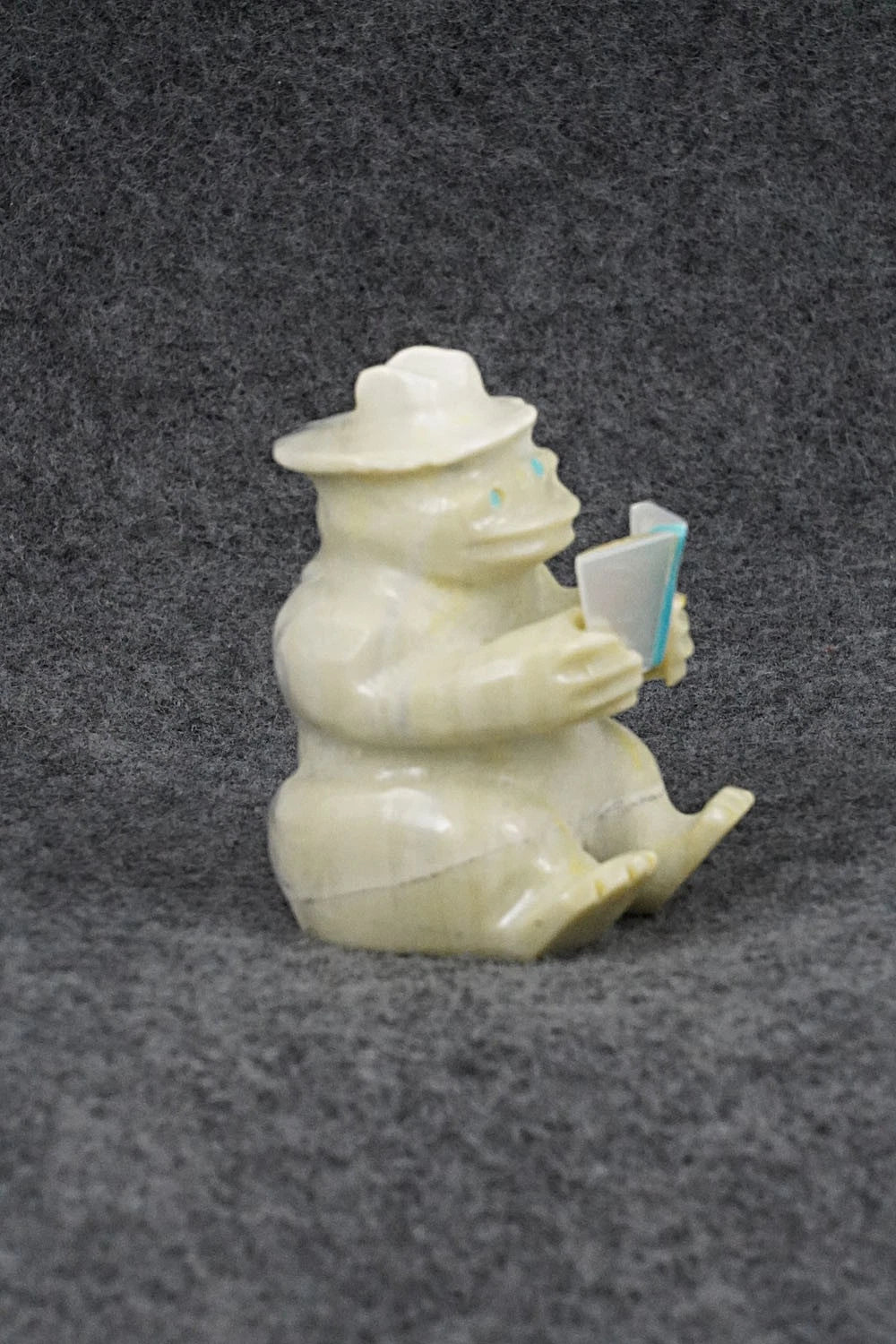 Frog Zuni Fetish Carving - Freddie Leekya