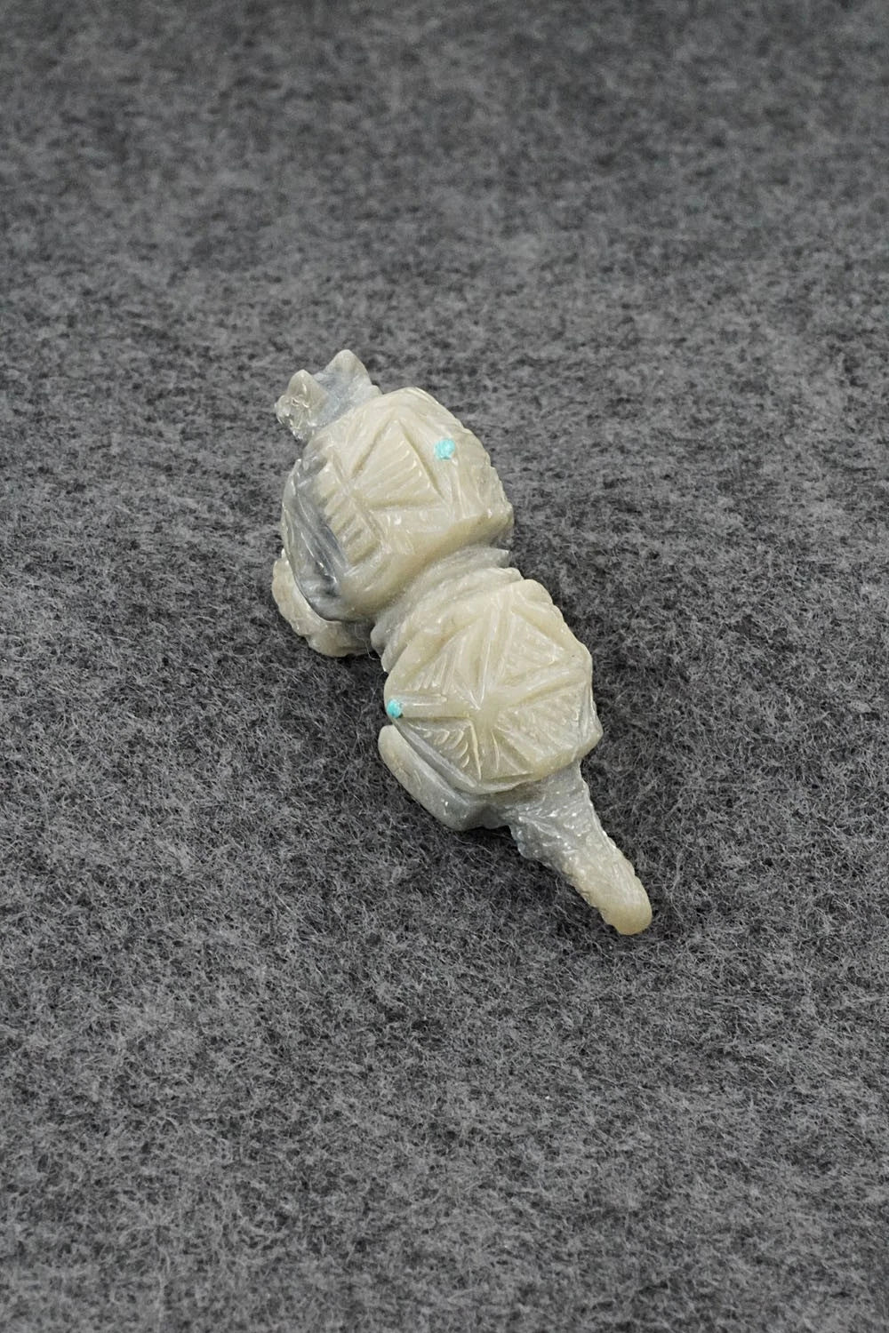 Armadillo Zuni Fetish Carving - Herbert Hustito