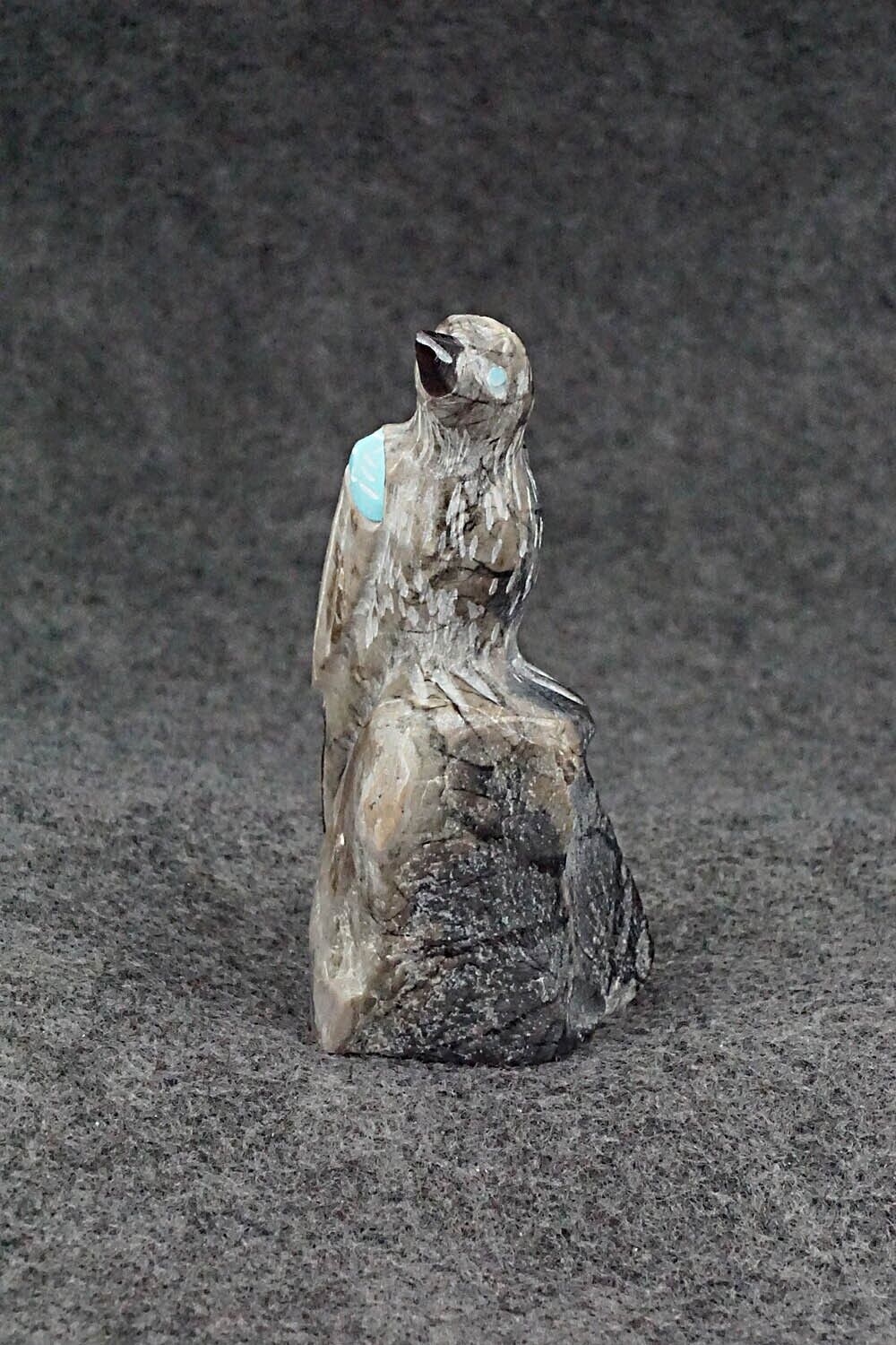 Bird Zuni Fetish Carving - Freddie Leekya