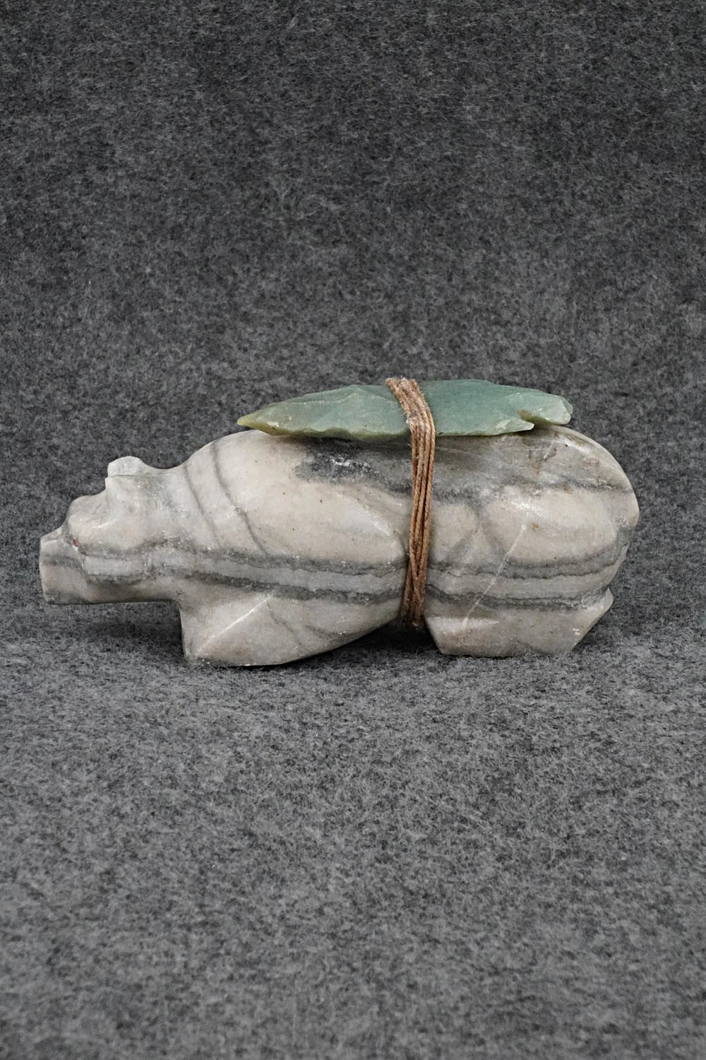 Bear Zuni Fetish Carving - Jaren Cachini