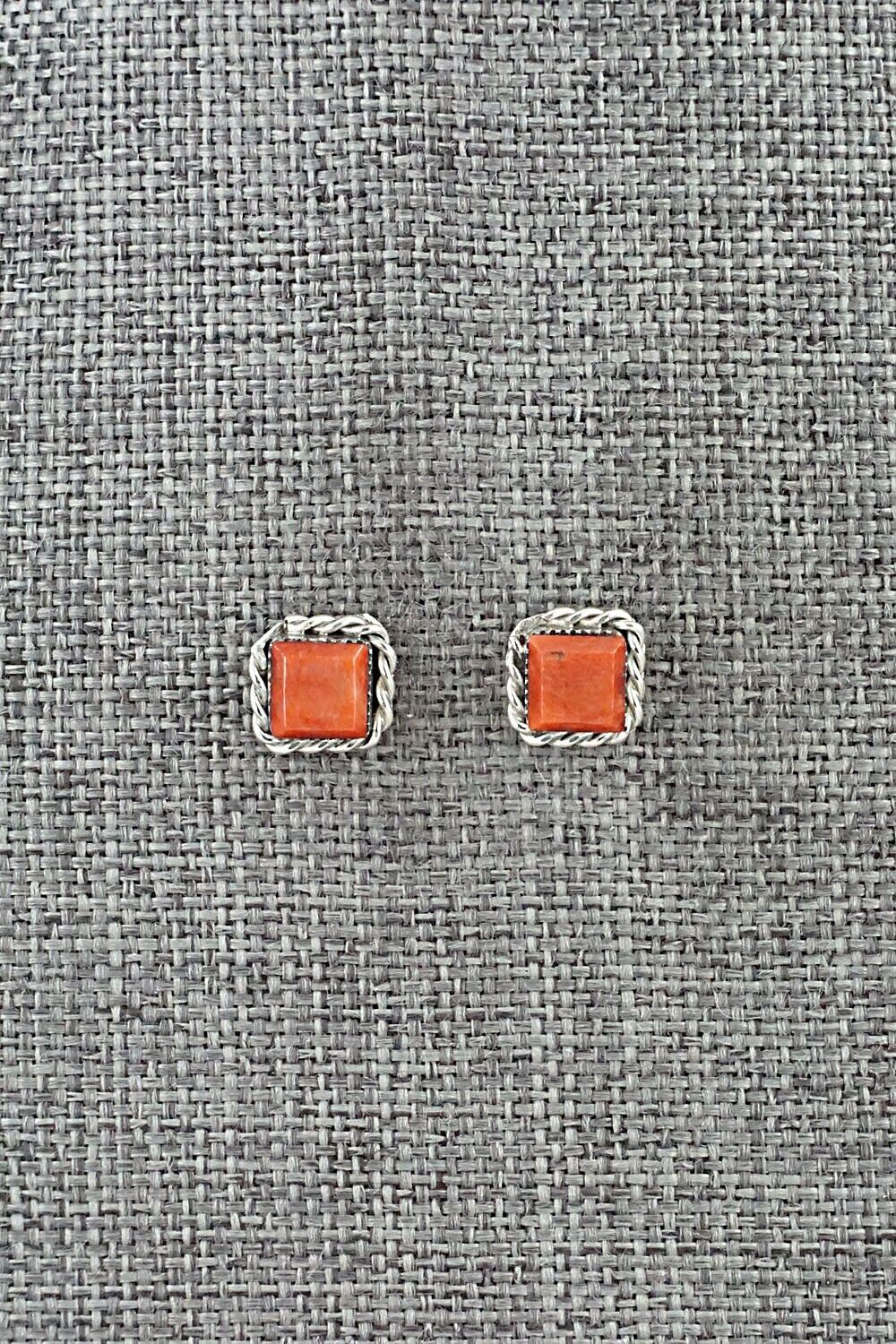 Spiny Oyster & Sterling Silver Earrings - Leander Cachini