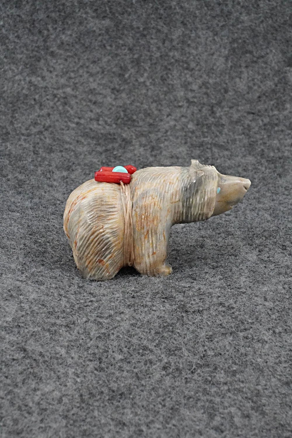 Bear Zuni Fetish Carving - Farlan & Paulette Quam
