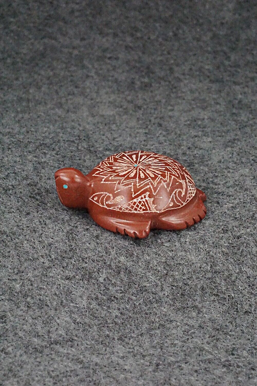 Turtle Zuni Fetish Carving - Adrian Cachini