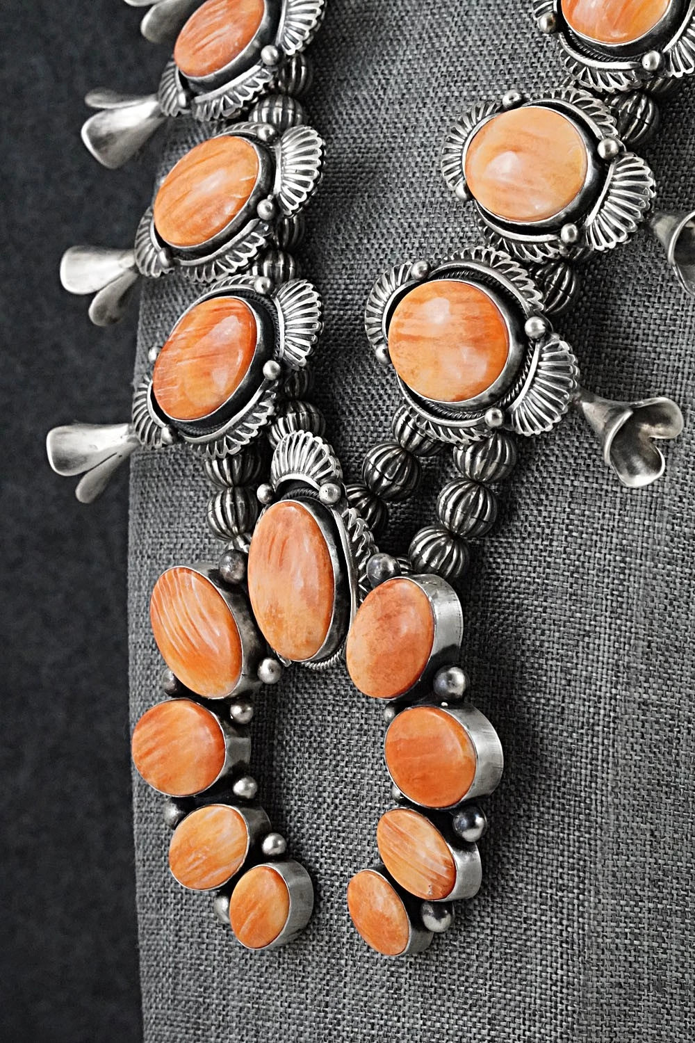 Spiny Oyster & Sterling Silver Squash Blossom Set - Mark Yazzie