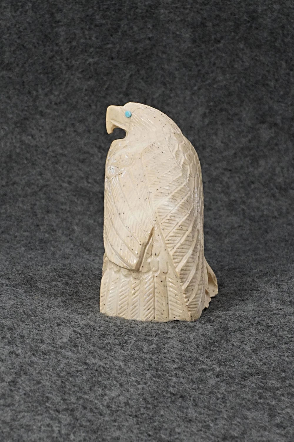 Eagle Zuni Fetish Carving - Derrick Kammasee