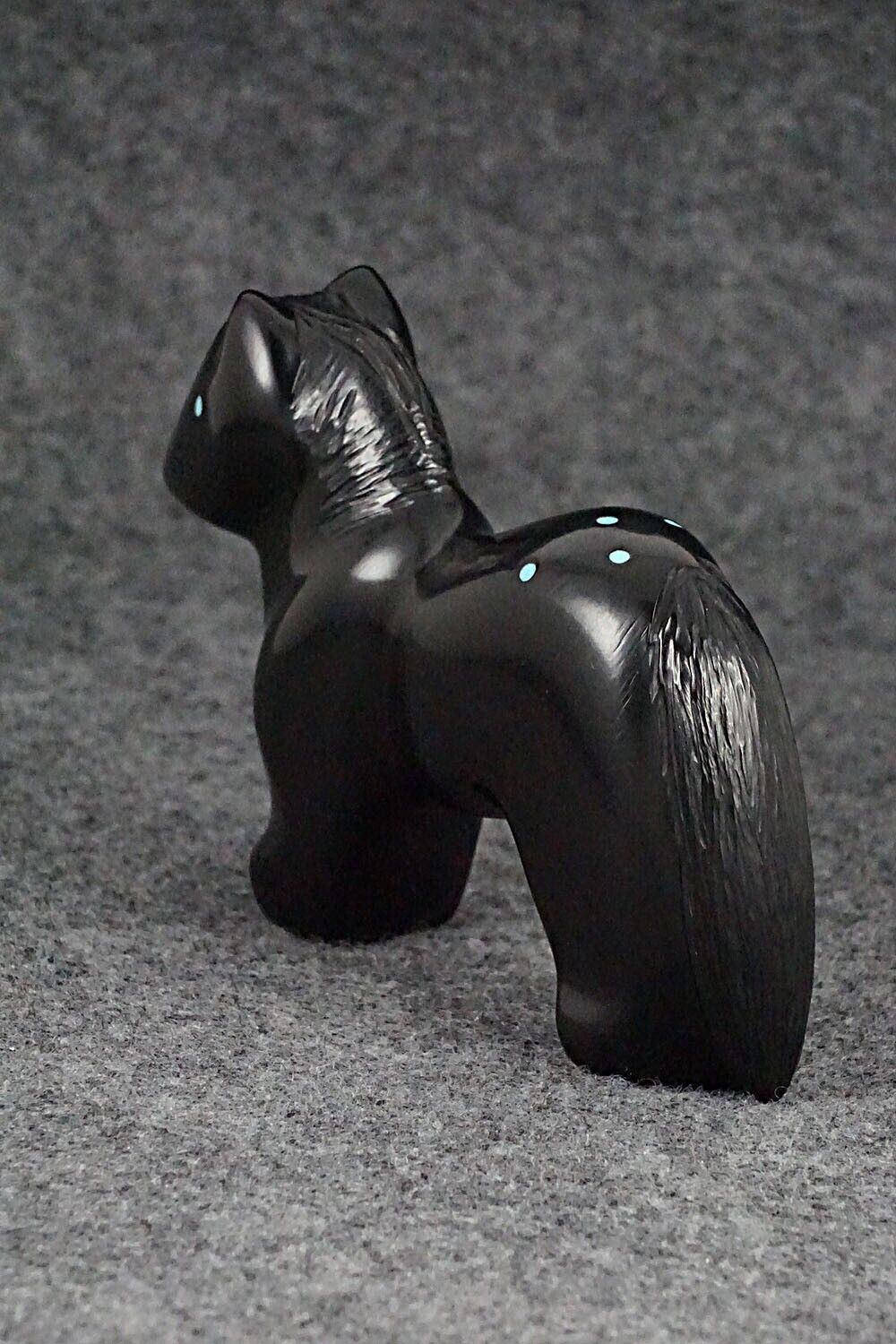 Horse Zuni Fetish Carving - Herbert Halate
