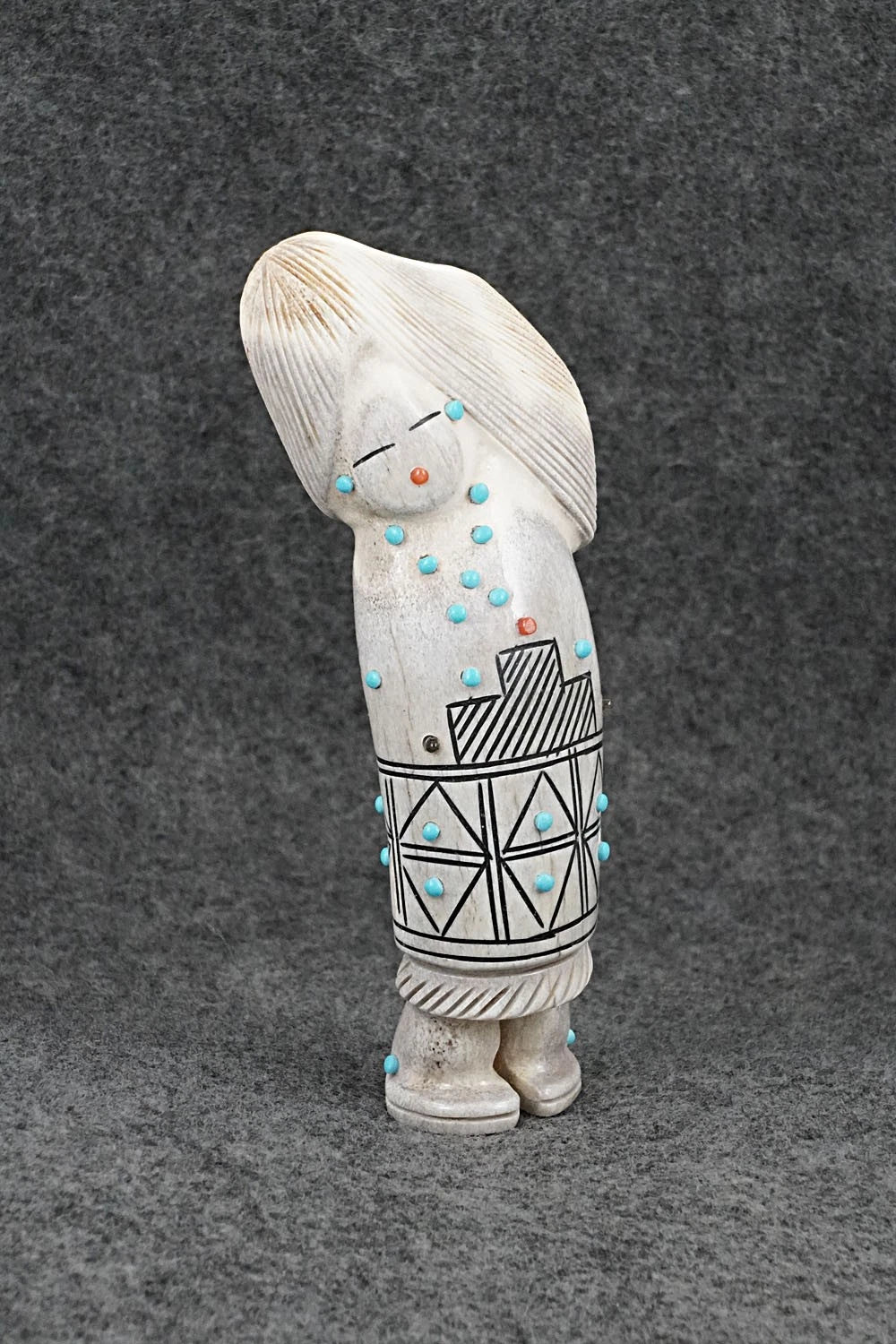 Corn Maiden Zuni Fetish Carving - Claudia Peina