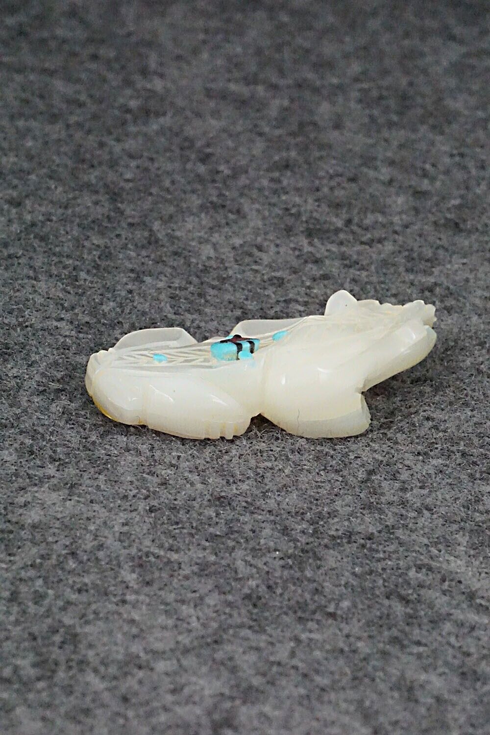 Badger Zuni Fetish Carving - Danette Laate