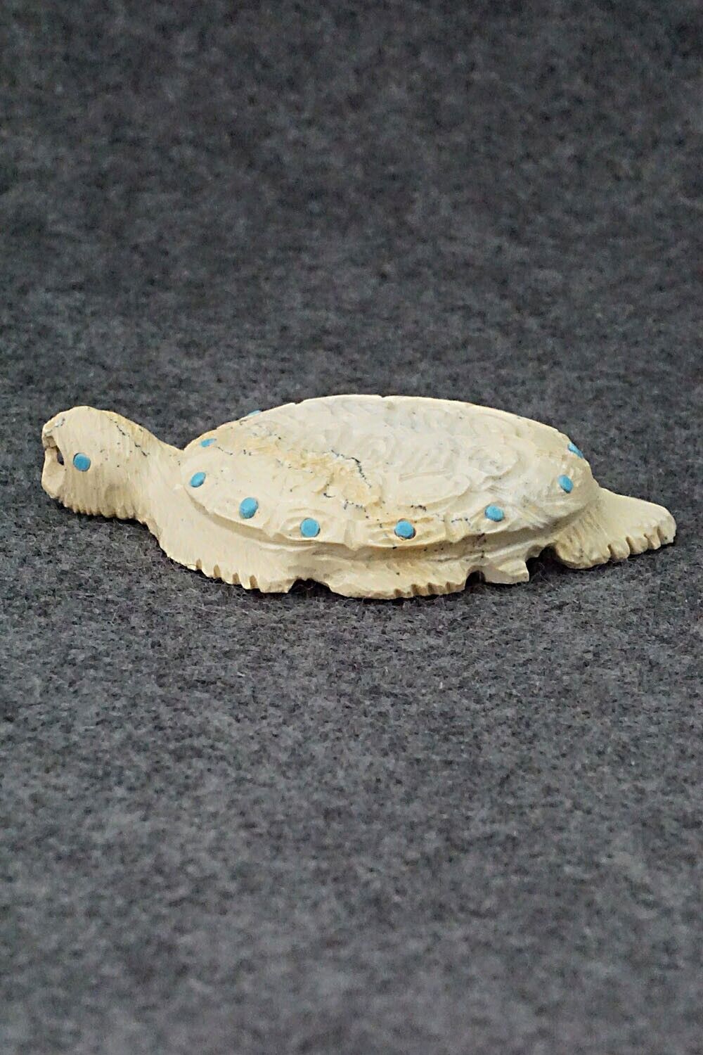 Turtle Zuni Fetish Carving - Adrian Cachini