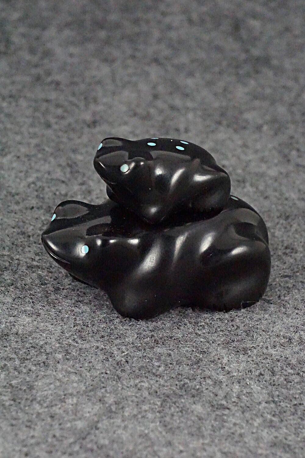 Frogs Zuni Fetish Carving - Herbert Halate
