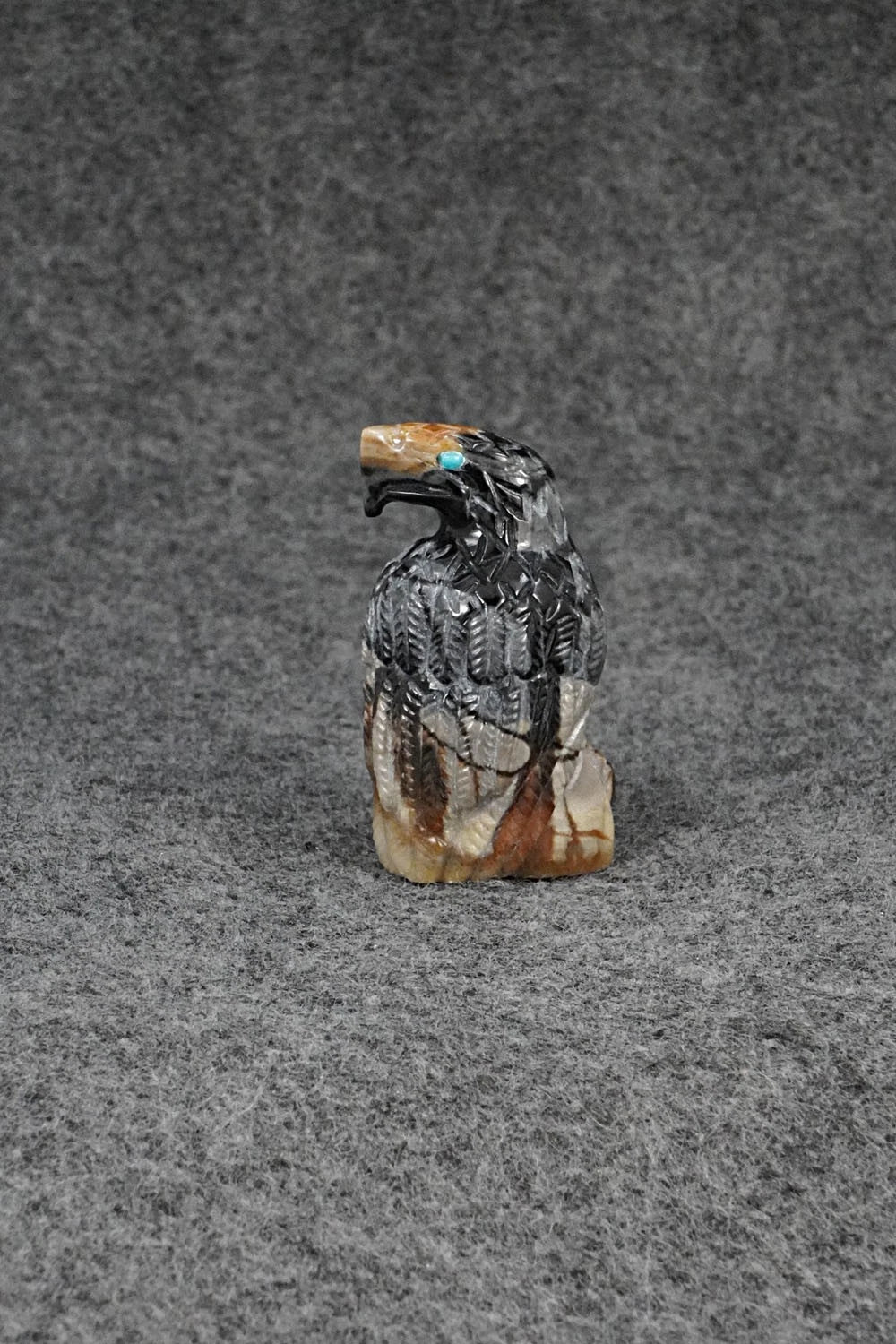 Eagle Zuni Fetish Carving - Randy Lucio
