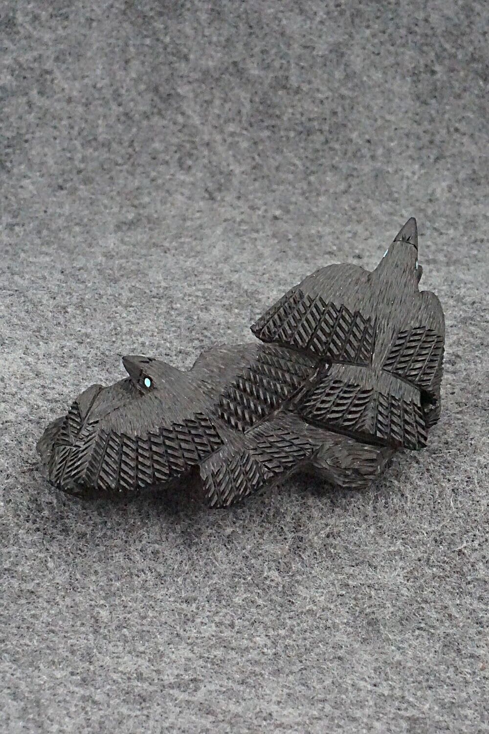 Crows Zuni Fetish Carving - Destry Siutza