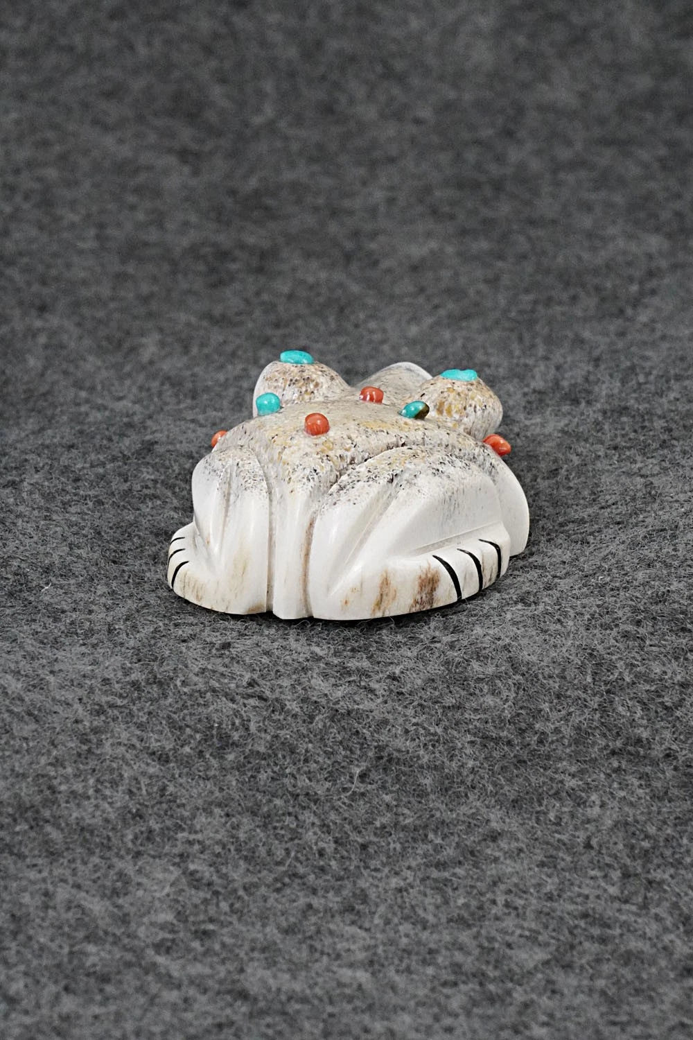 Frog Zuni Fetish Carving - Claudia Peina