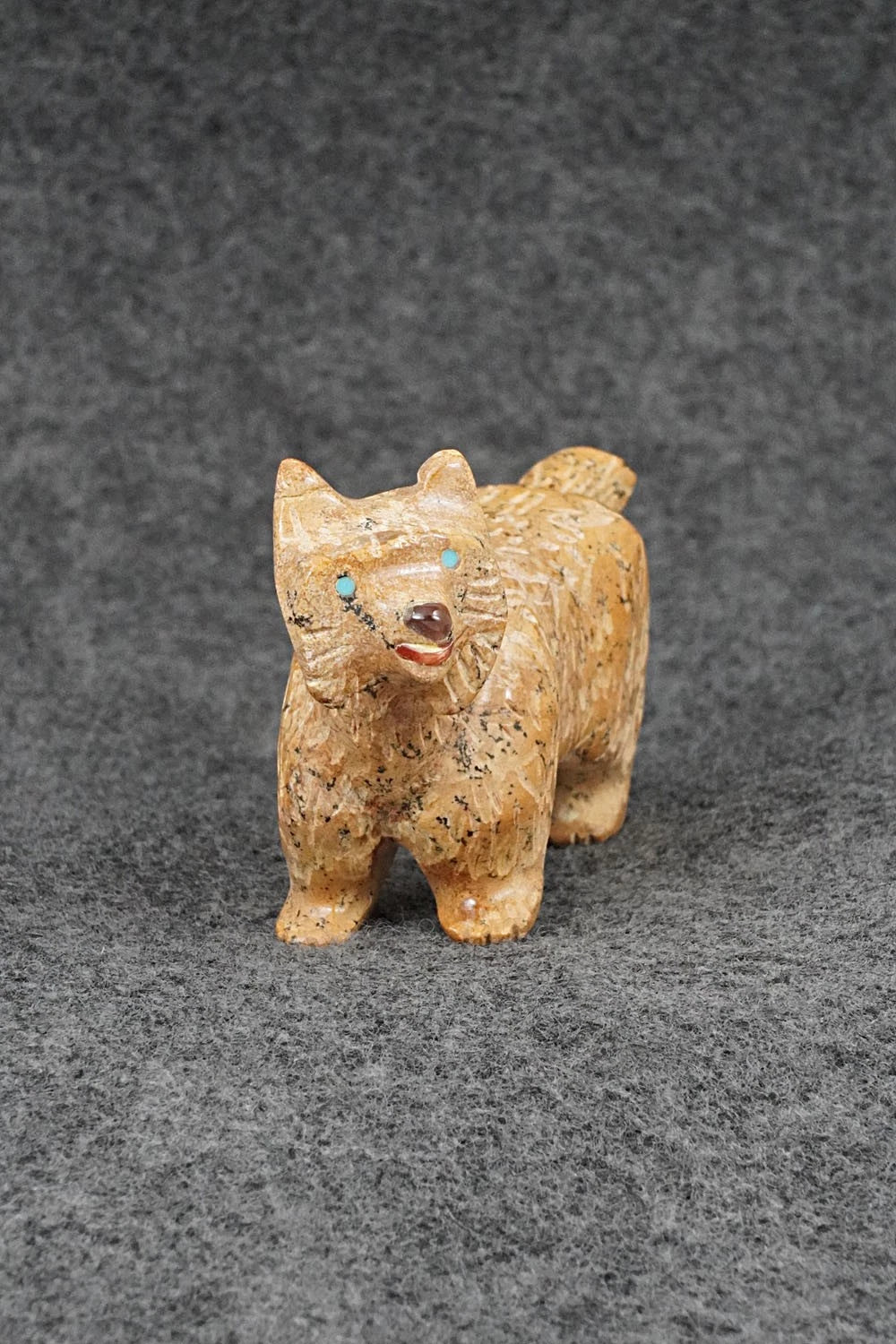 Bobcat Zuni Fetish Carving - Freddie Leekya
