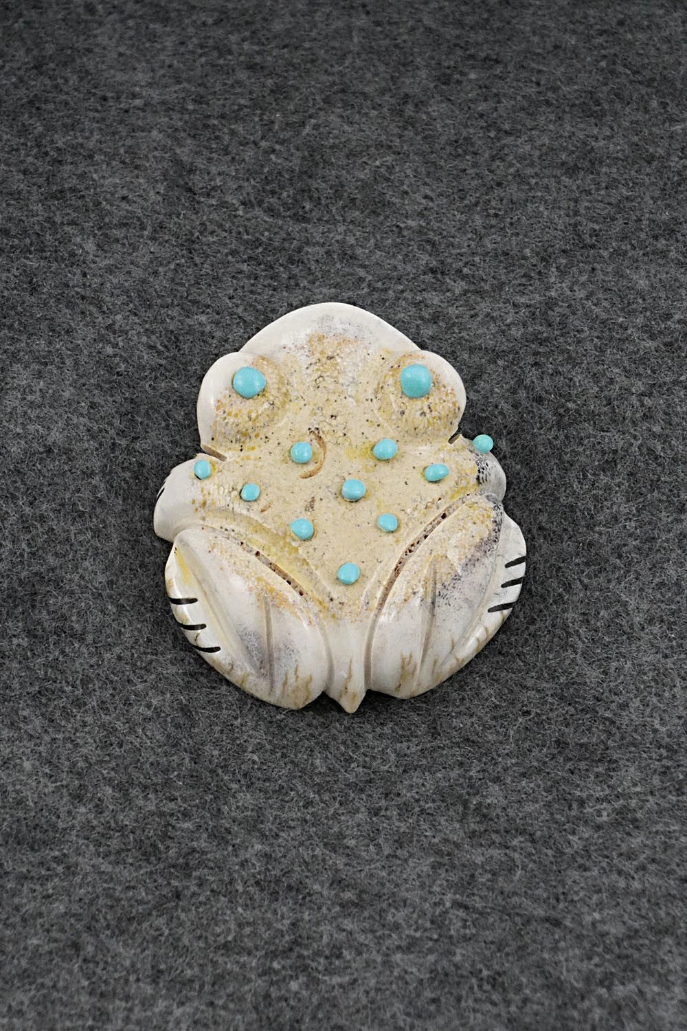 Frog Zuni Fetish Carving - Claudia Peina