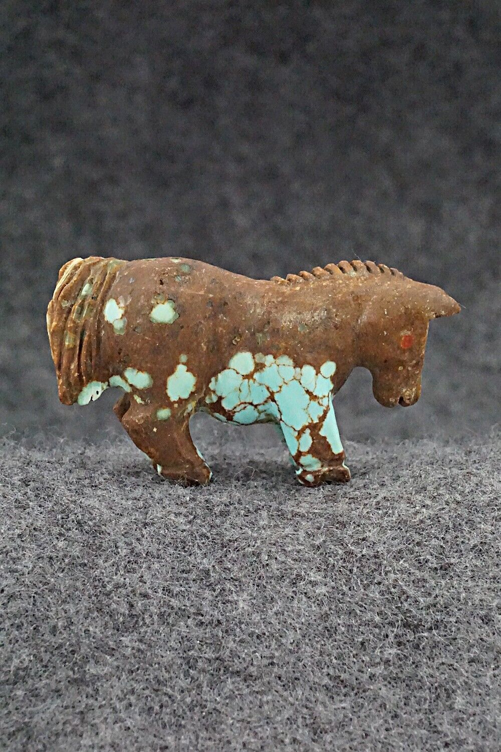 Horse Zuni Fetish Carving - Andres Quandelacy