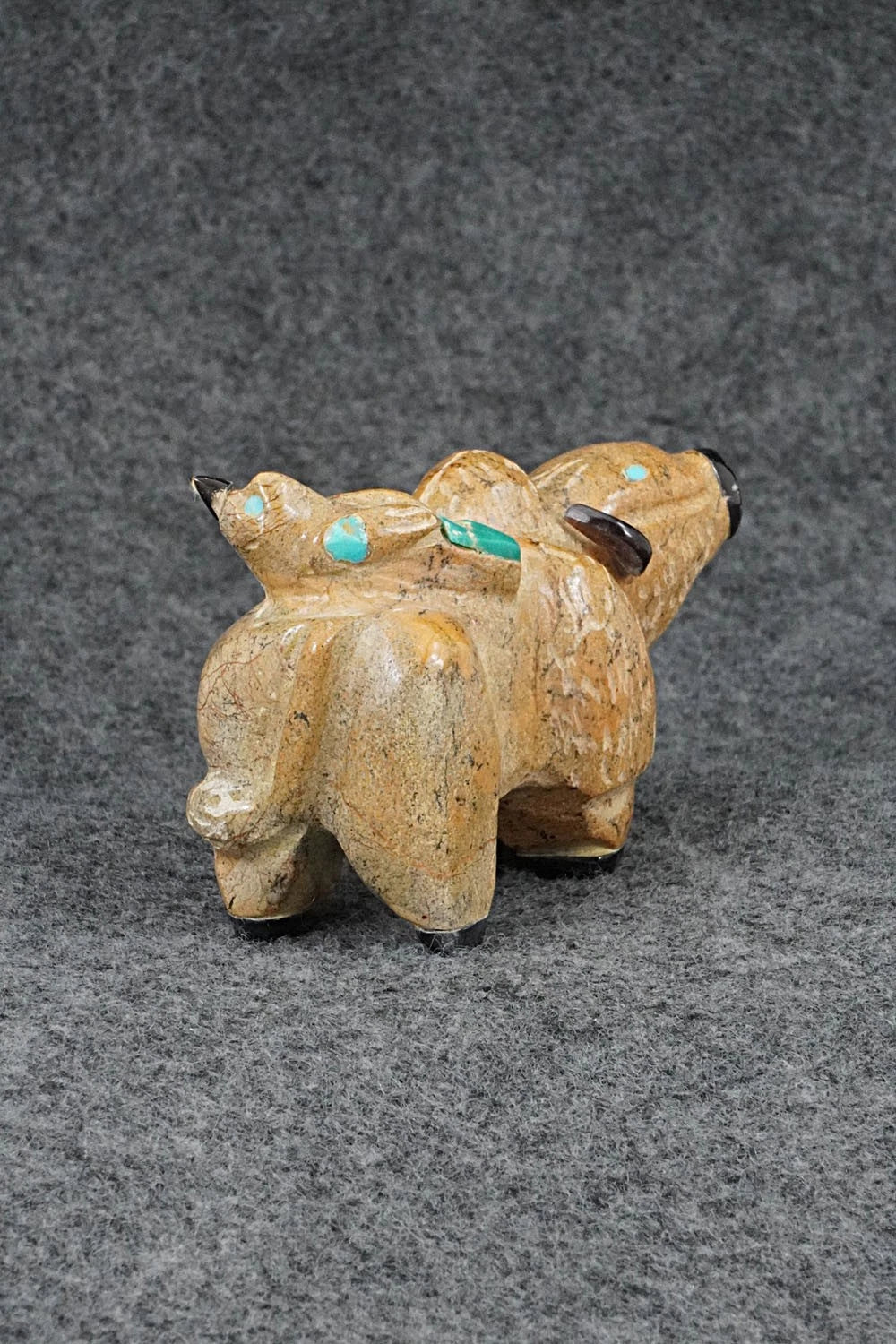 Buffalo Zuni Fetish Carving - Freddie Leekya