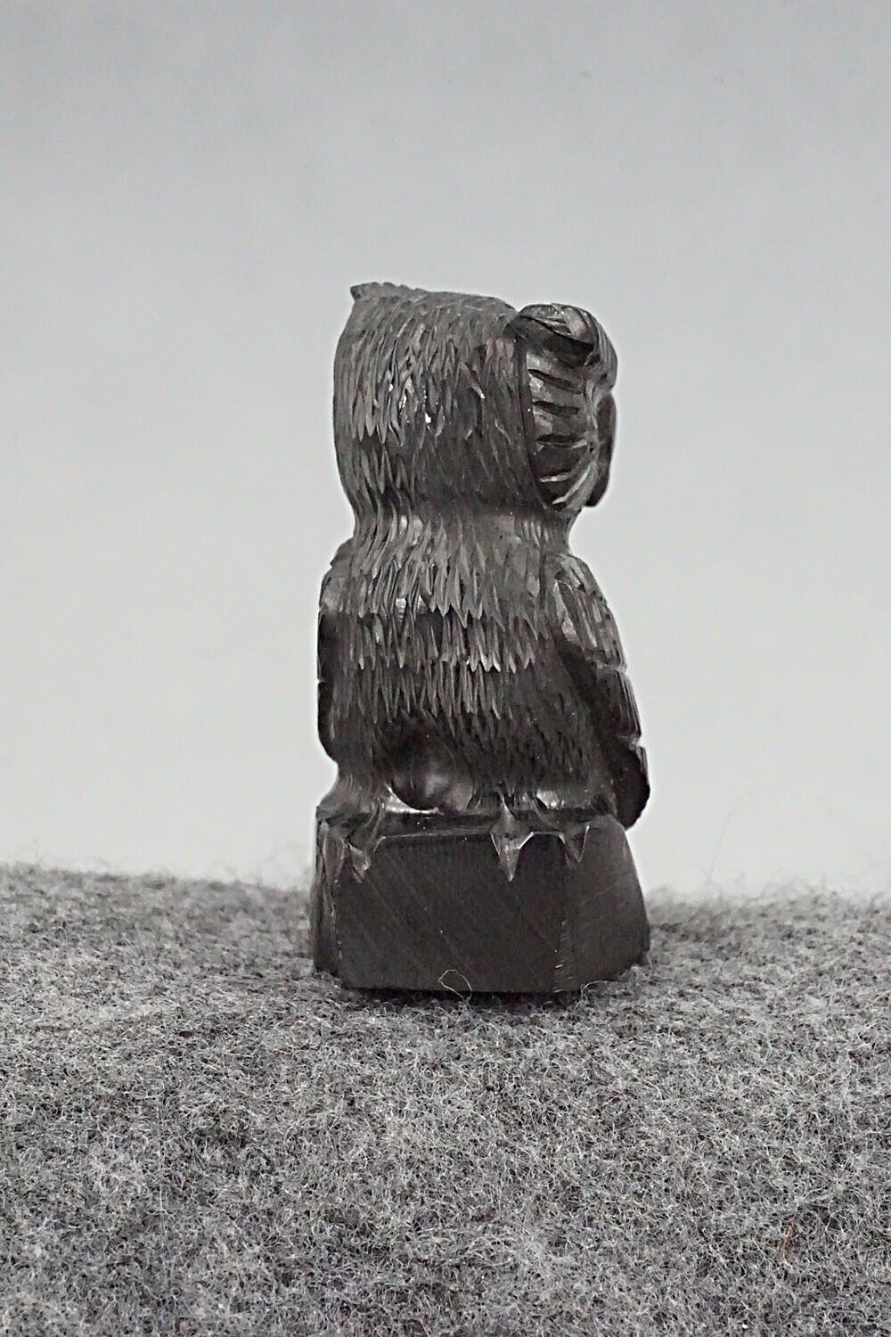 Owl Zuni Fetish Carving - Chris Peina