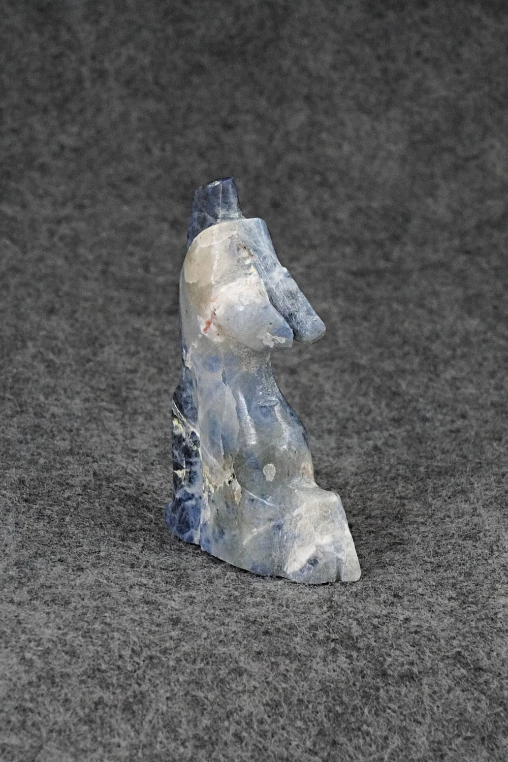 Wolf Zuni Fetish Carving - Kenny Chavez