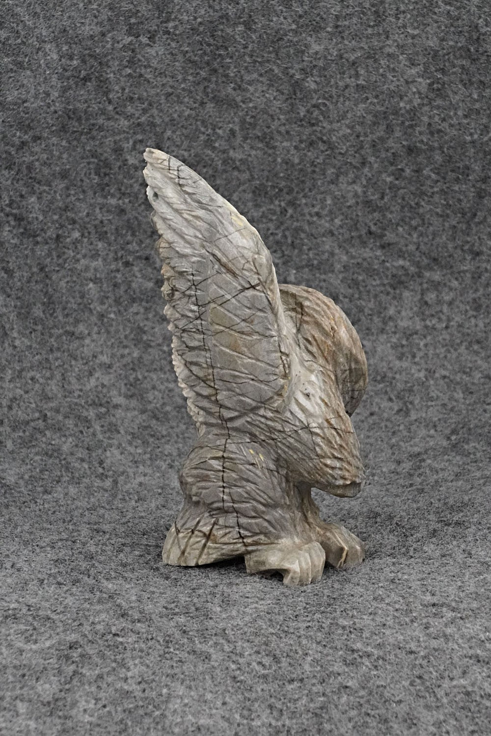 Eagle Zuni Fetish Carving - Tony Mackel