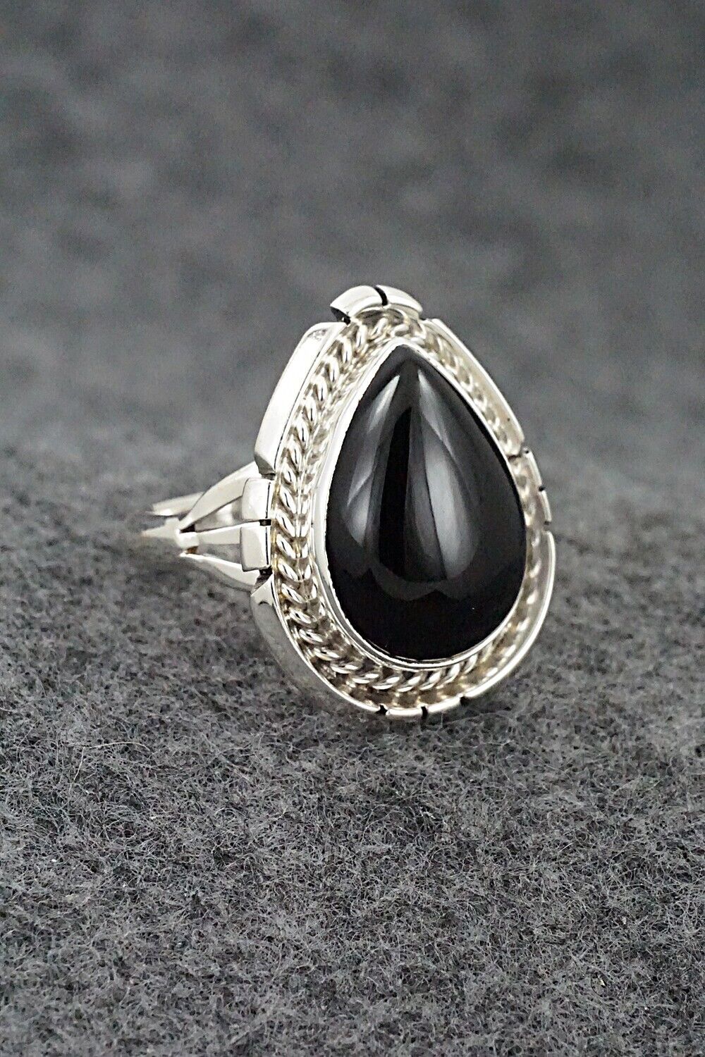 Onyx & Sterling Silver Ring - Samuel Yellowhair - Size 8.75