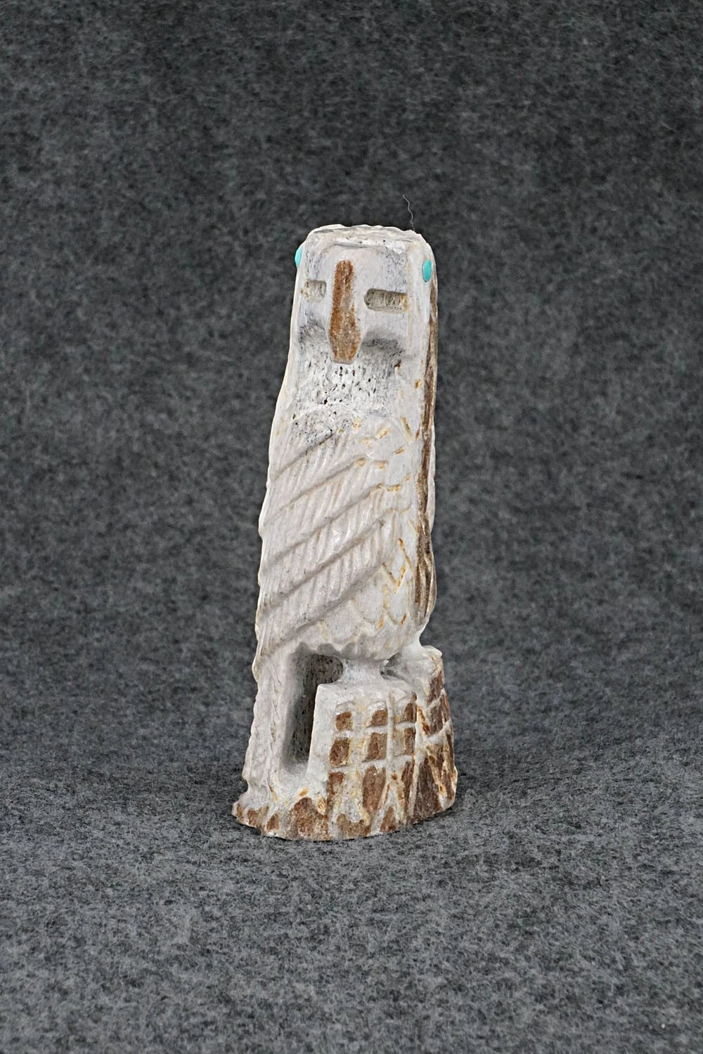 Eagle Zuni Fetish Carving - Garrick Weeka