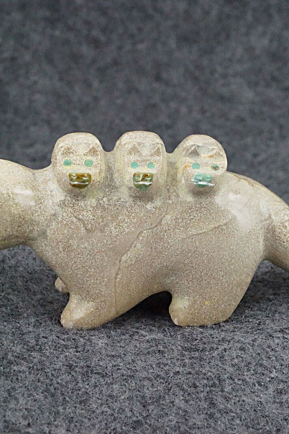 Opossum with Joeys Zuni Fetish Carving - Enrike Leekya