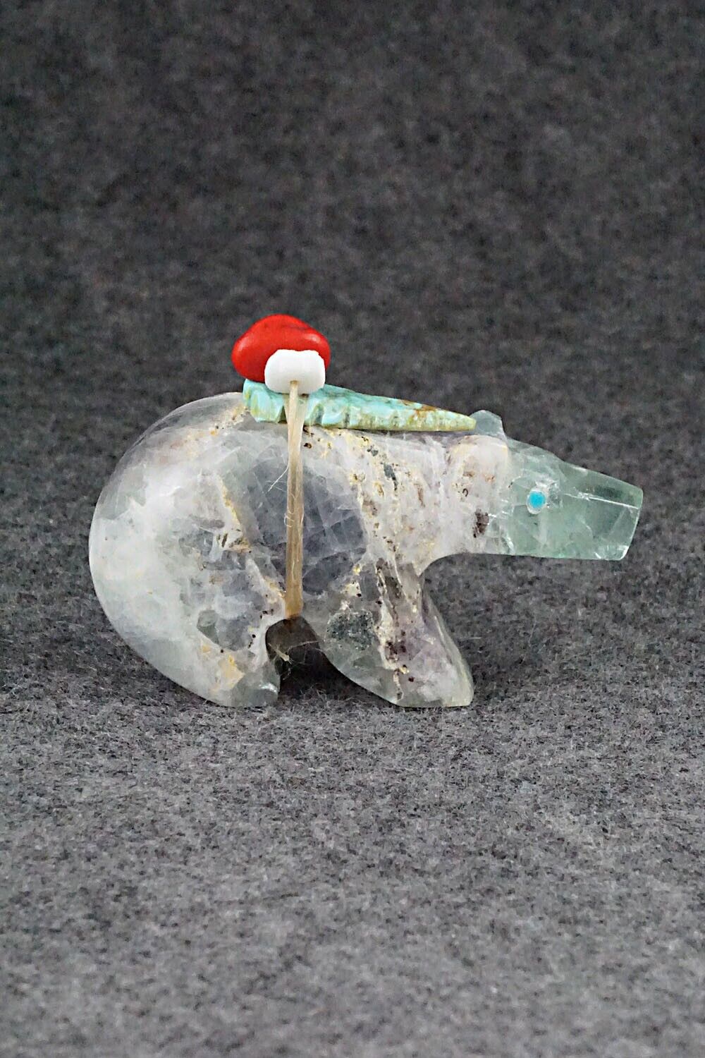 Bear Zuni Fetish Carving - Fernando Laiwakete