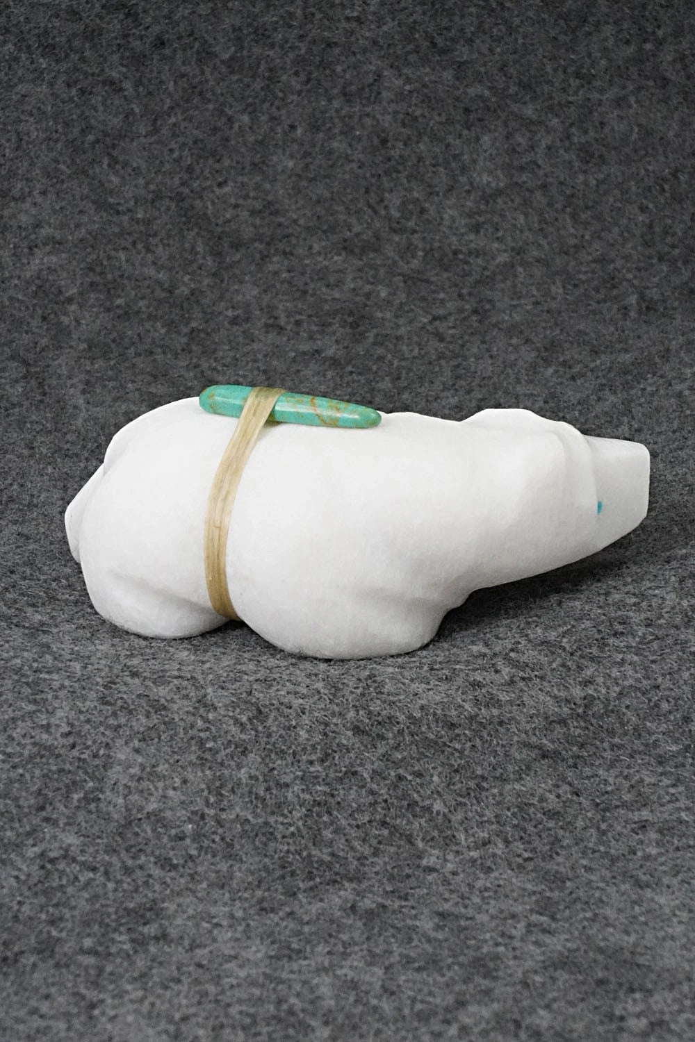 Bear Zuni Fetish Carving - Herbert Halate