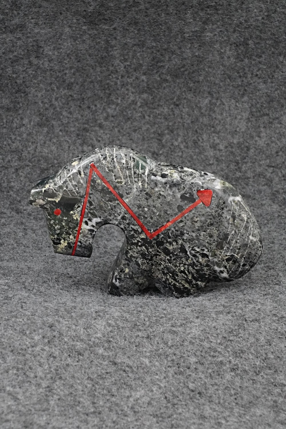 Horse Zuni Fetish Carving - Kenric Laiwakete