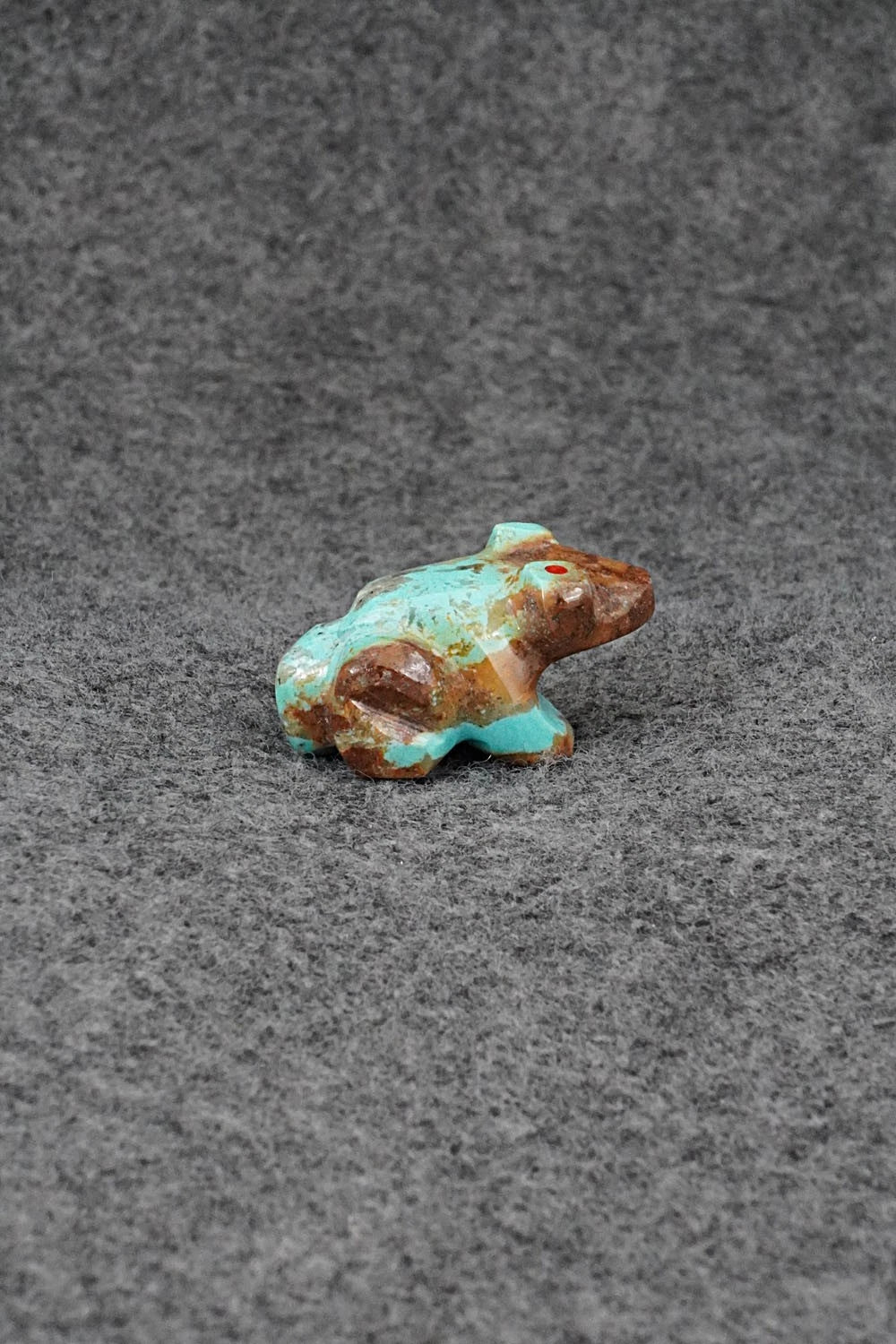 Frog Zuni Fetish Carving - Kenric Laiwakete