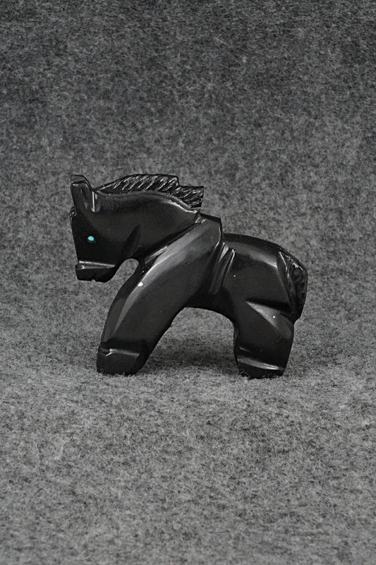 Horse Zuni Fetish Carving - Tony Mackel