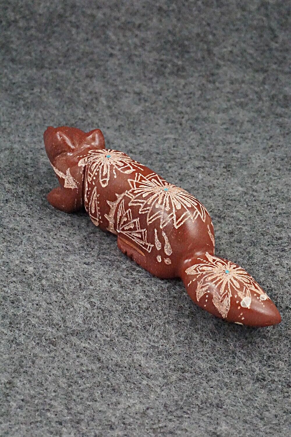 Wolf Zuni Fetish Carving - Adrian Cachini