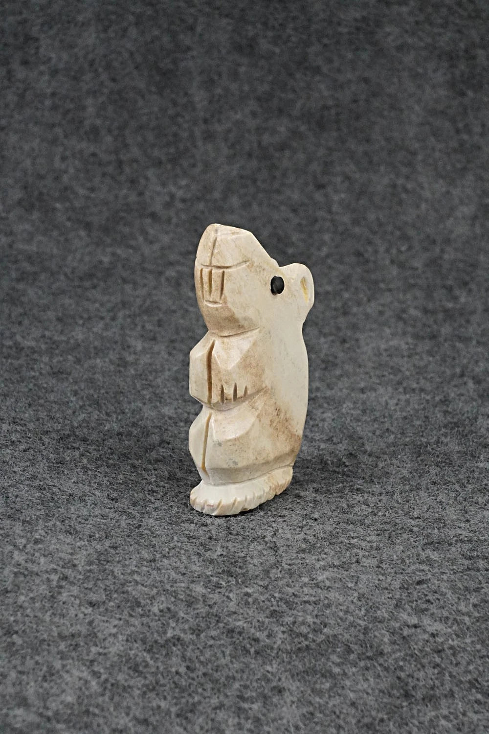 Mouse Zuni Fetish Carving - Cody Chavez