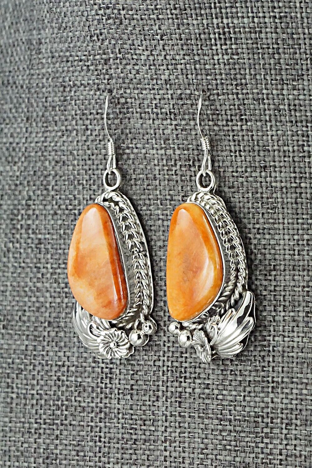 Spiny Oyster & Sterling Silver Earrings - Fannie Platero