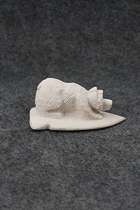 Bear Zuni Fetish Carving - Patrick Lincoln